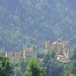 Casa *